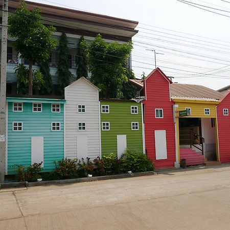 Siri Place Buriram Kültér fotó