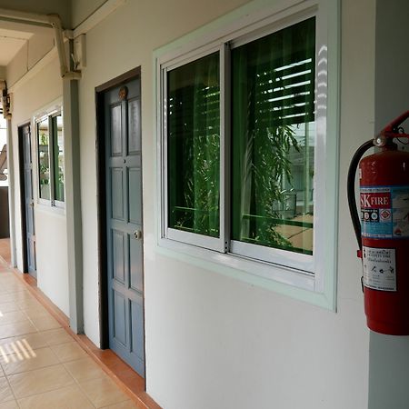 Siri Place Buriram Kültér fotó